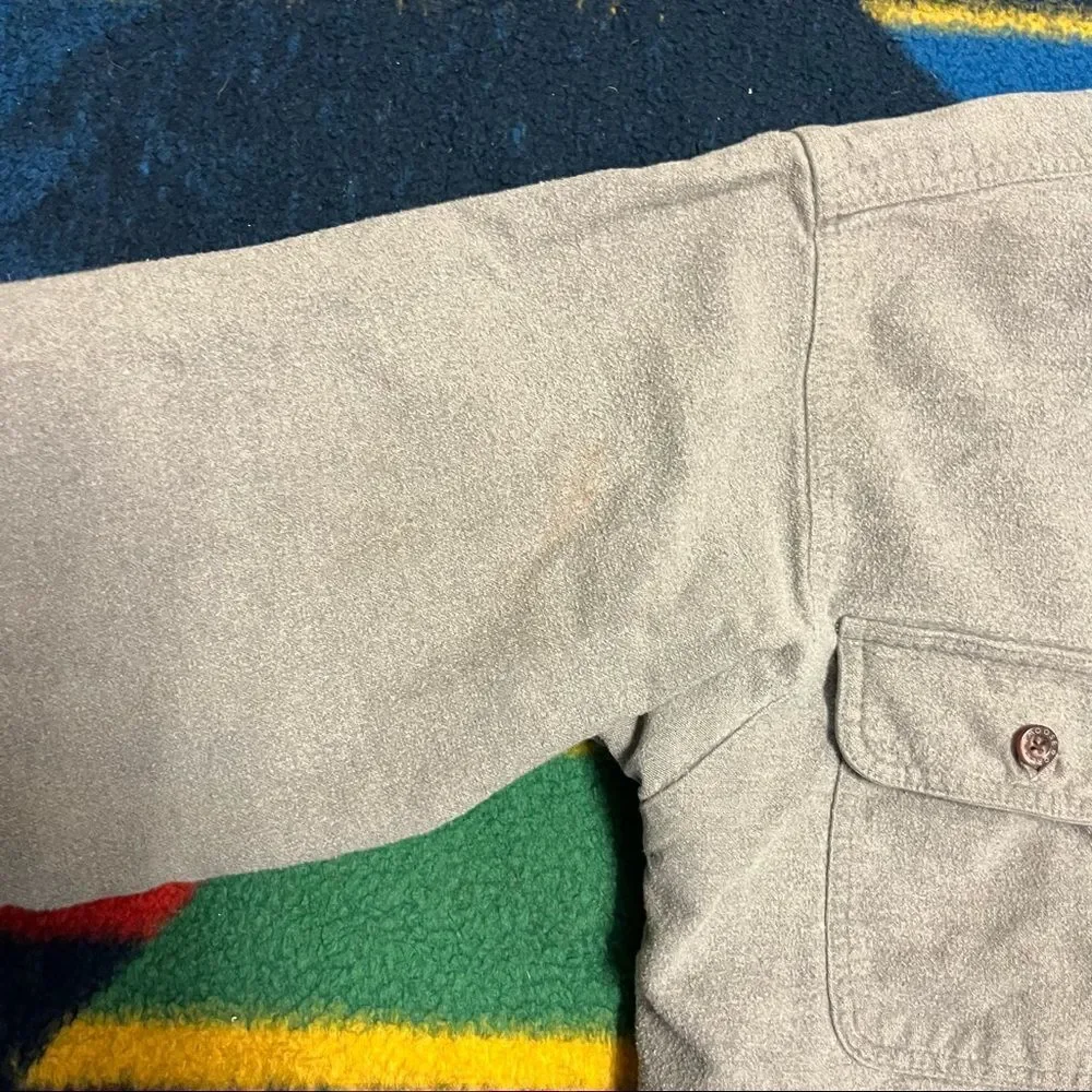 Moose Creek Legendary Clothing Flannel in Gray (L) - Picture 9 of 10
